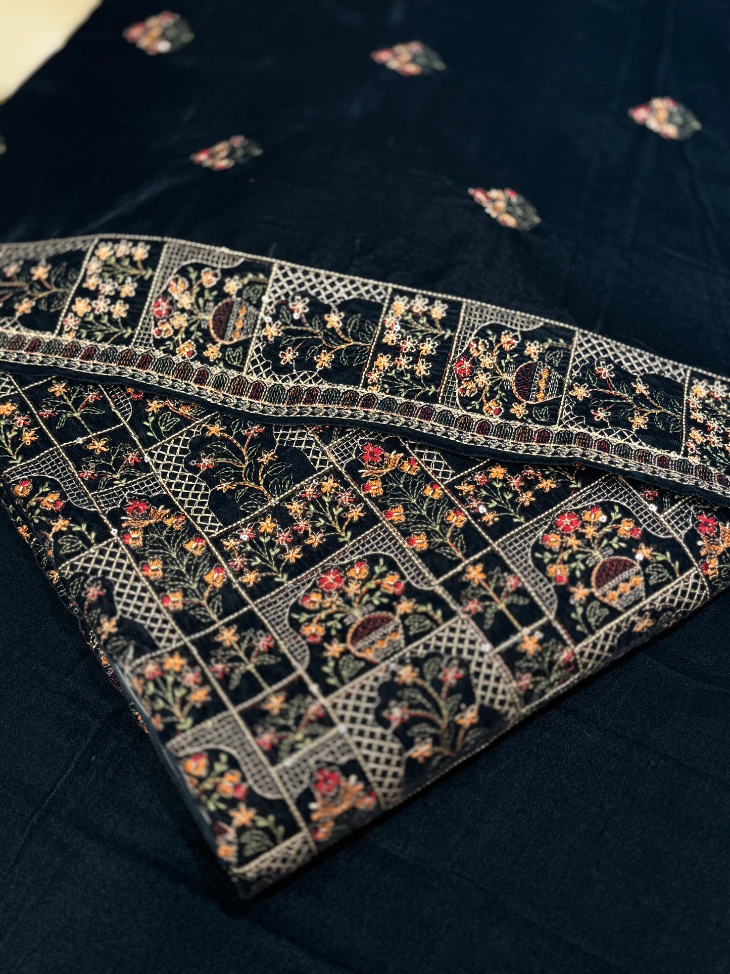 VELVET | Multi BRZ Gulab