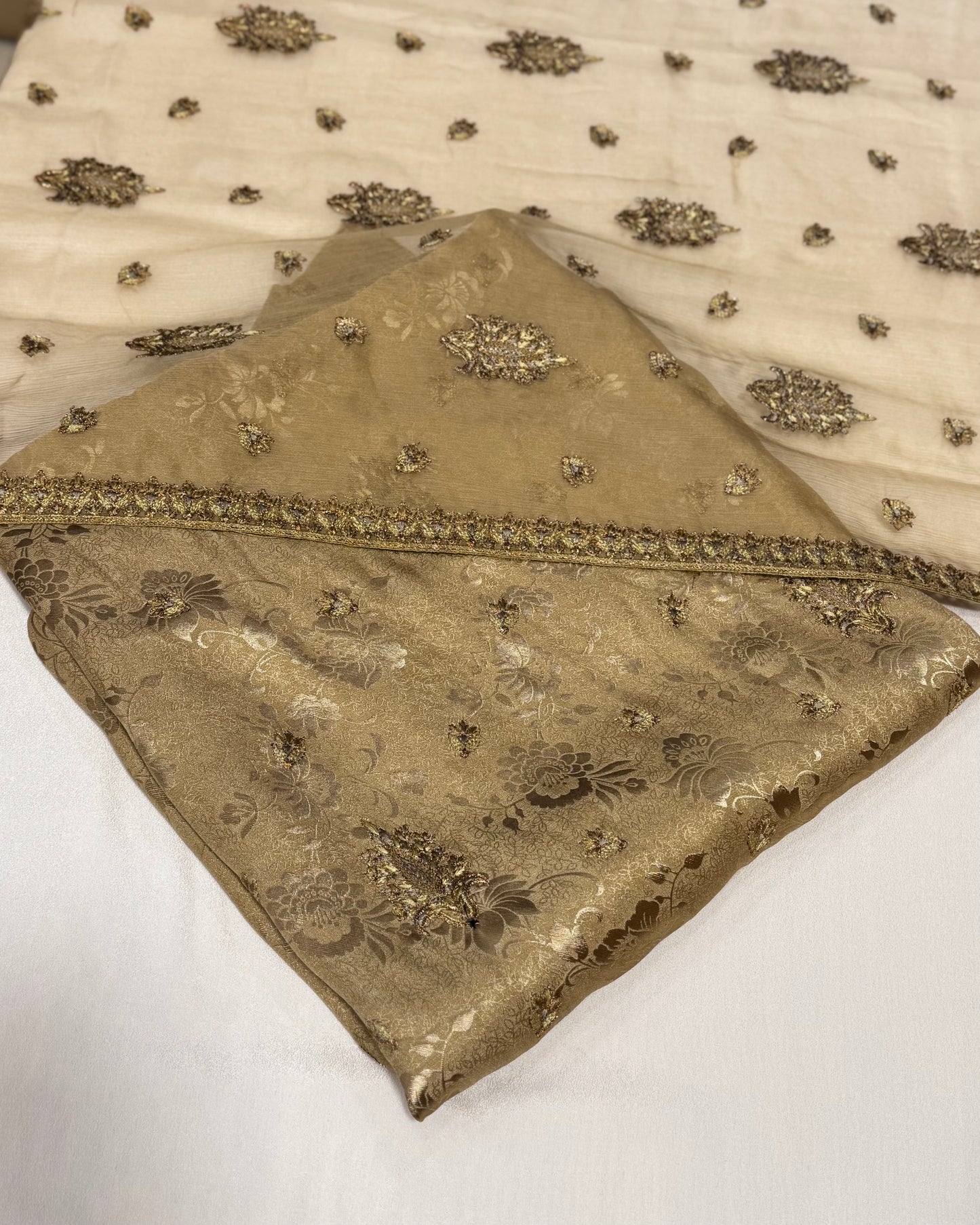 China Pati | Embroidered Cp 1