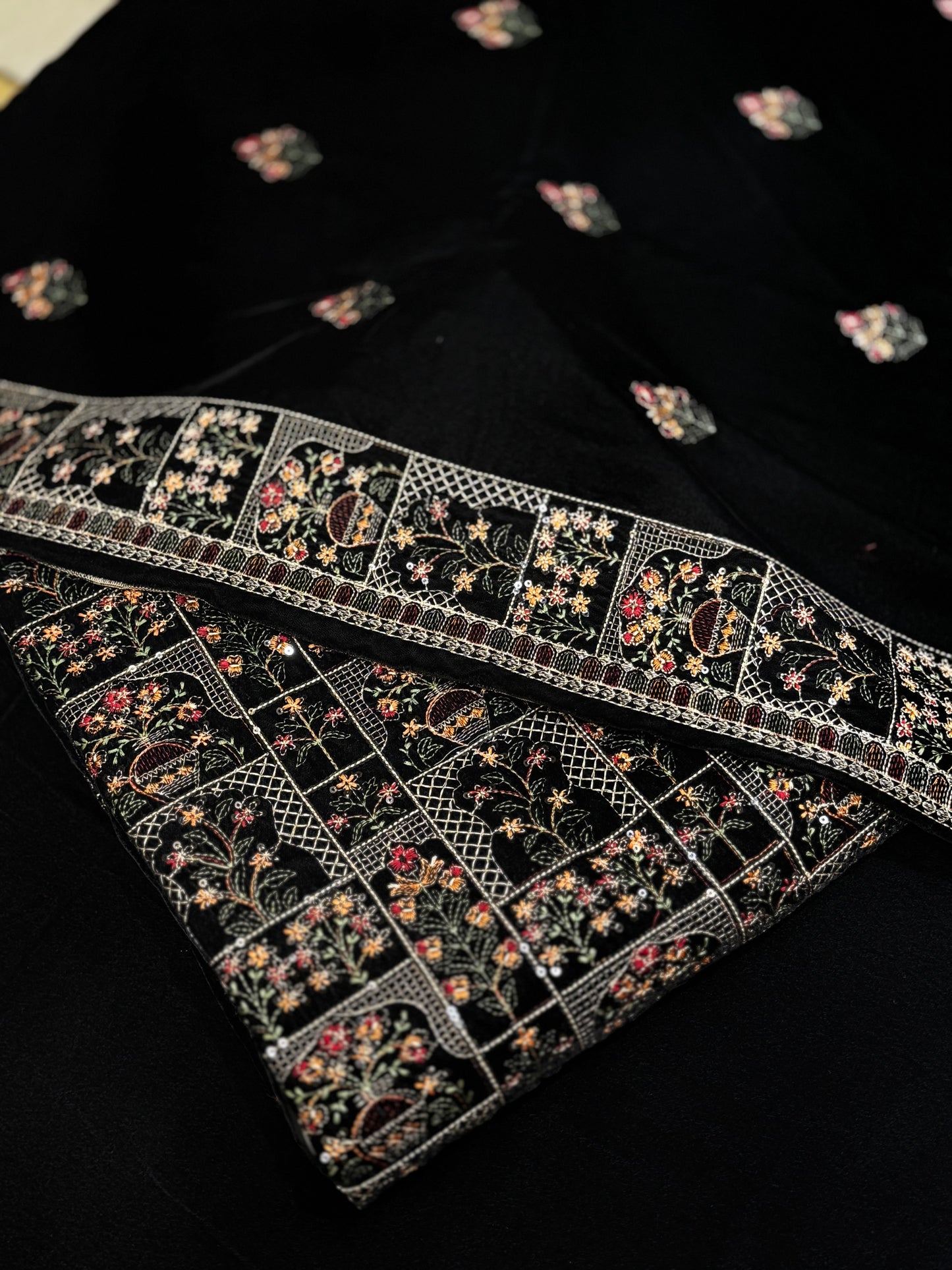 VELVET | Multi BRZ Gulab