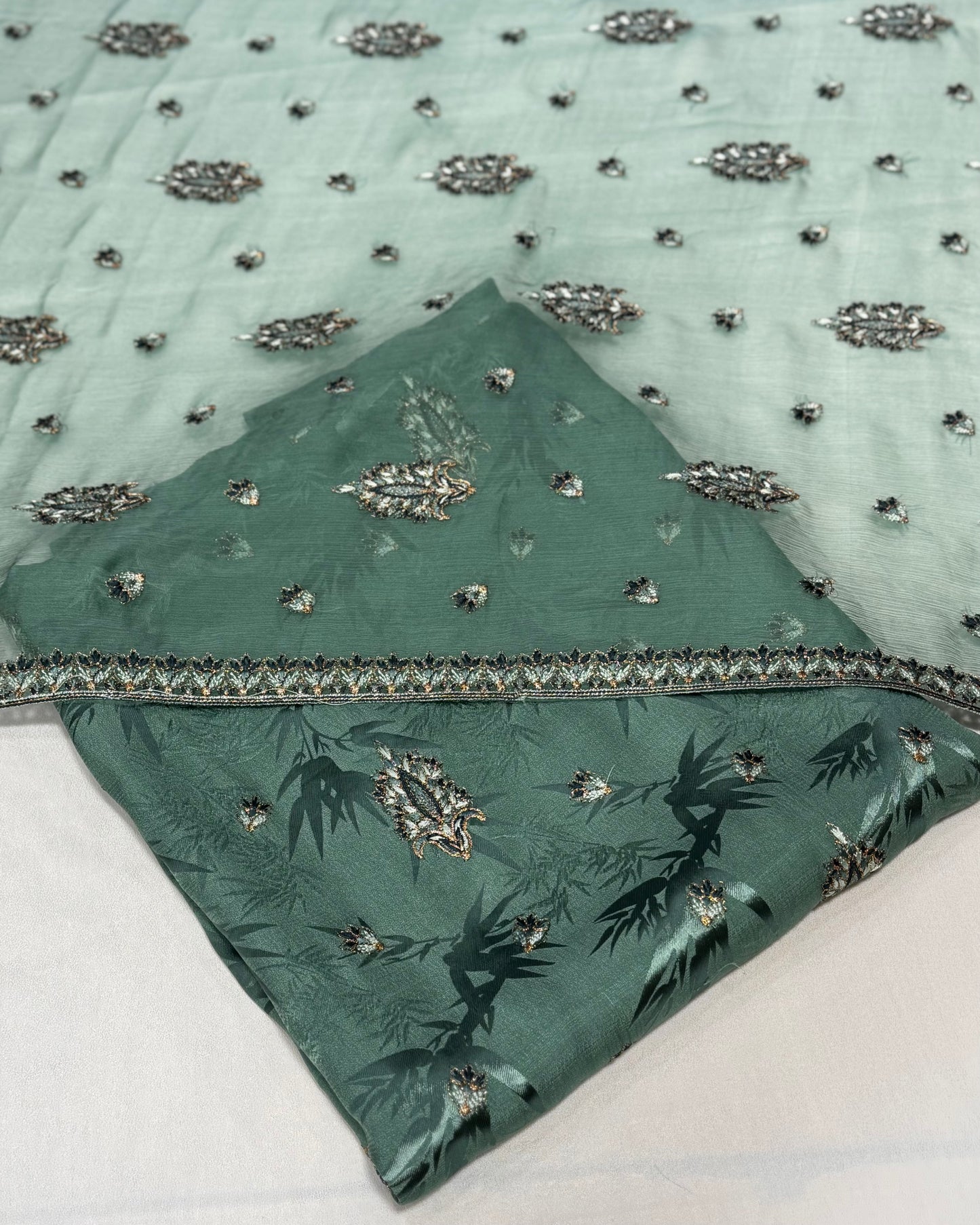 China Pati | Embroidered Cp 1