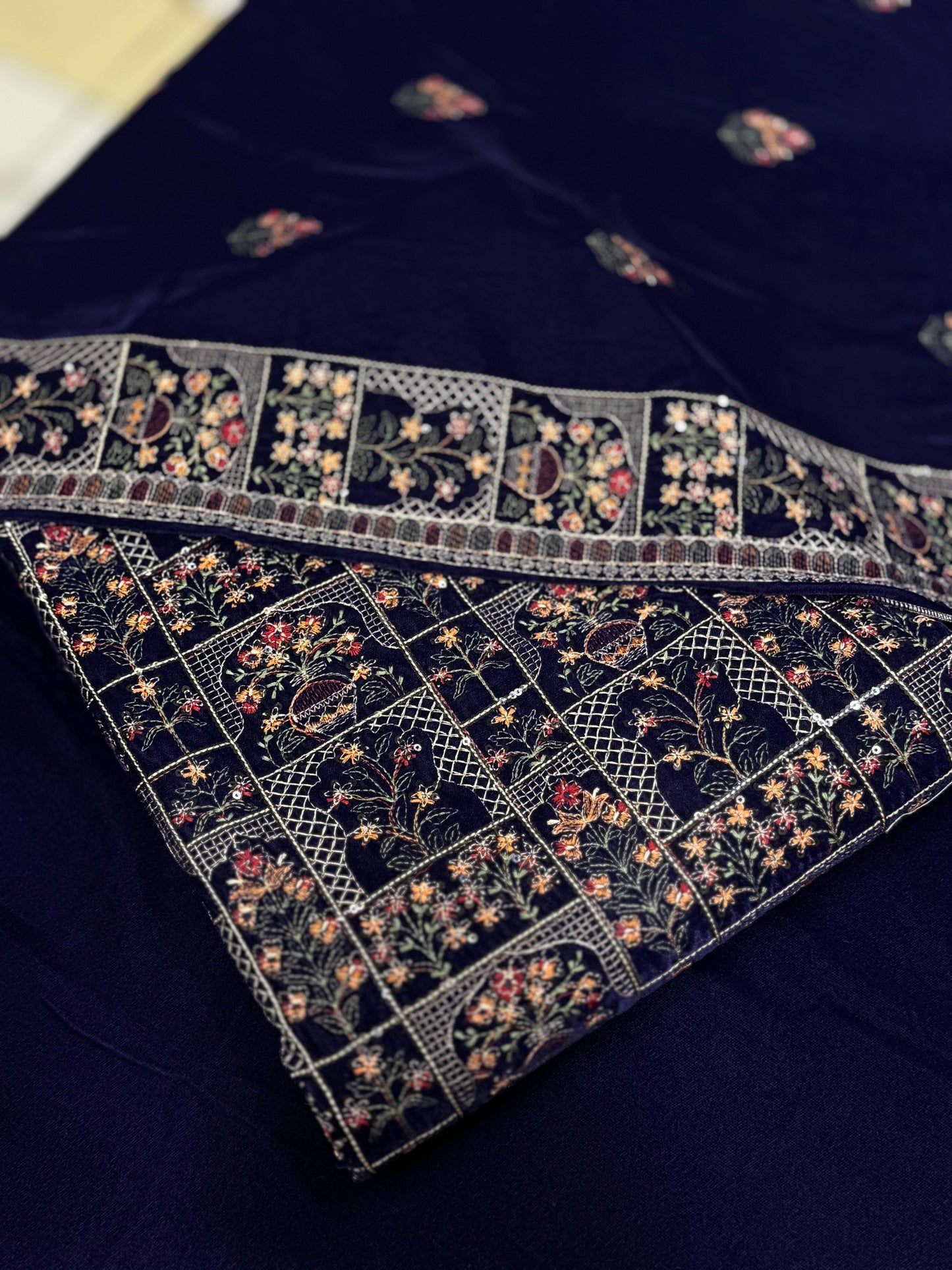 VELVET | Multi BRZ Gulab