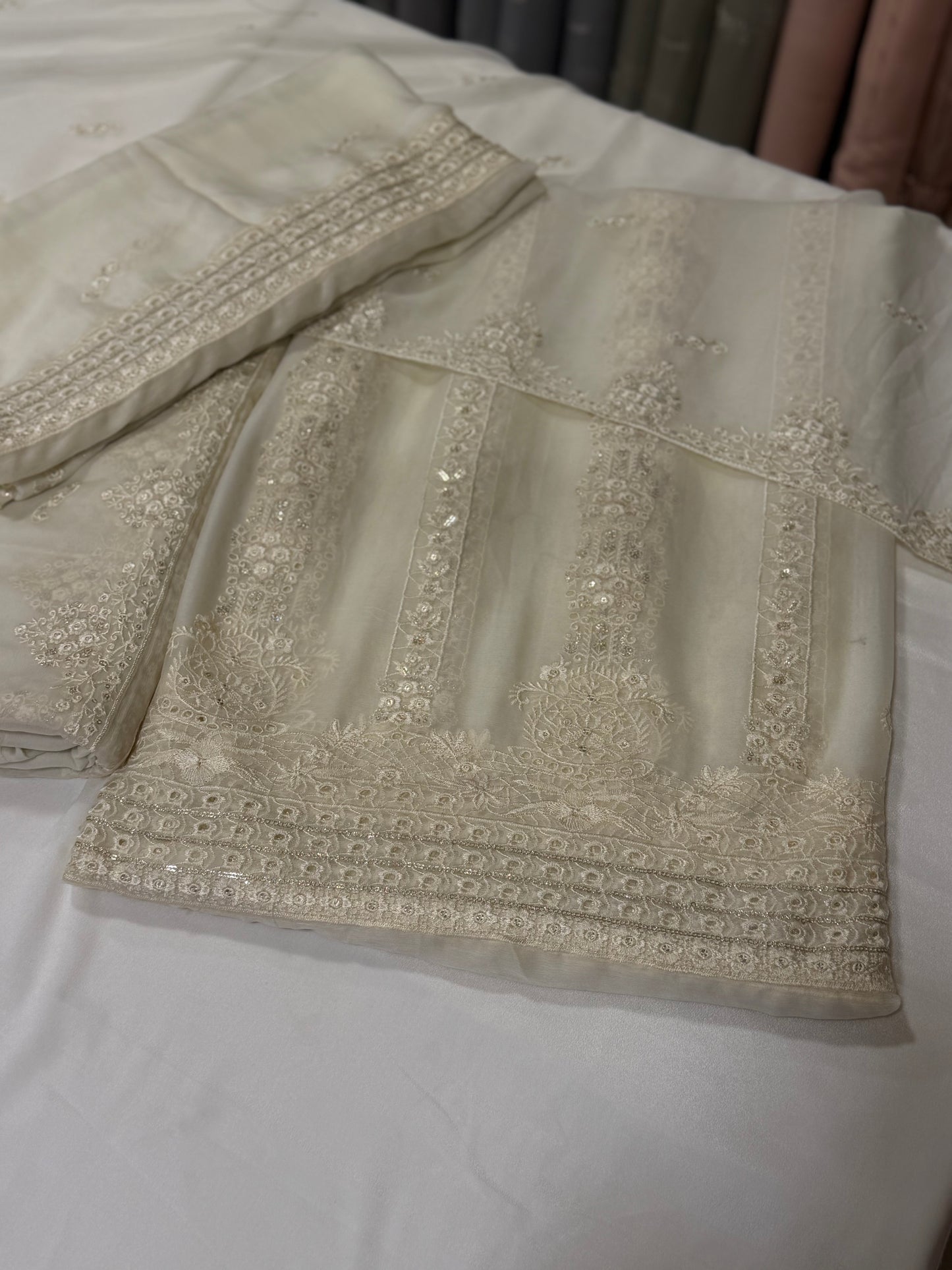 Boring Work 3Ps | Chiffon 12