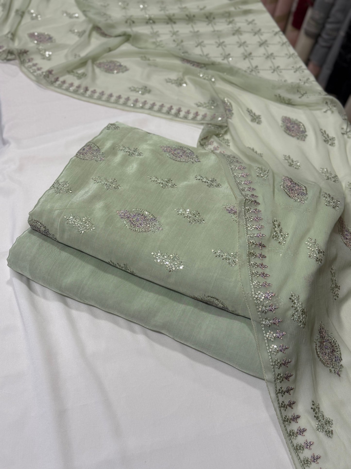 Row Silk 3Ps | Multi Threads