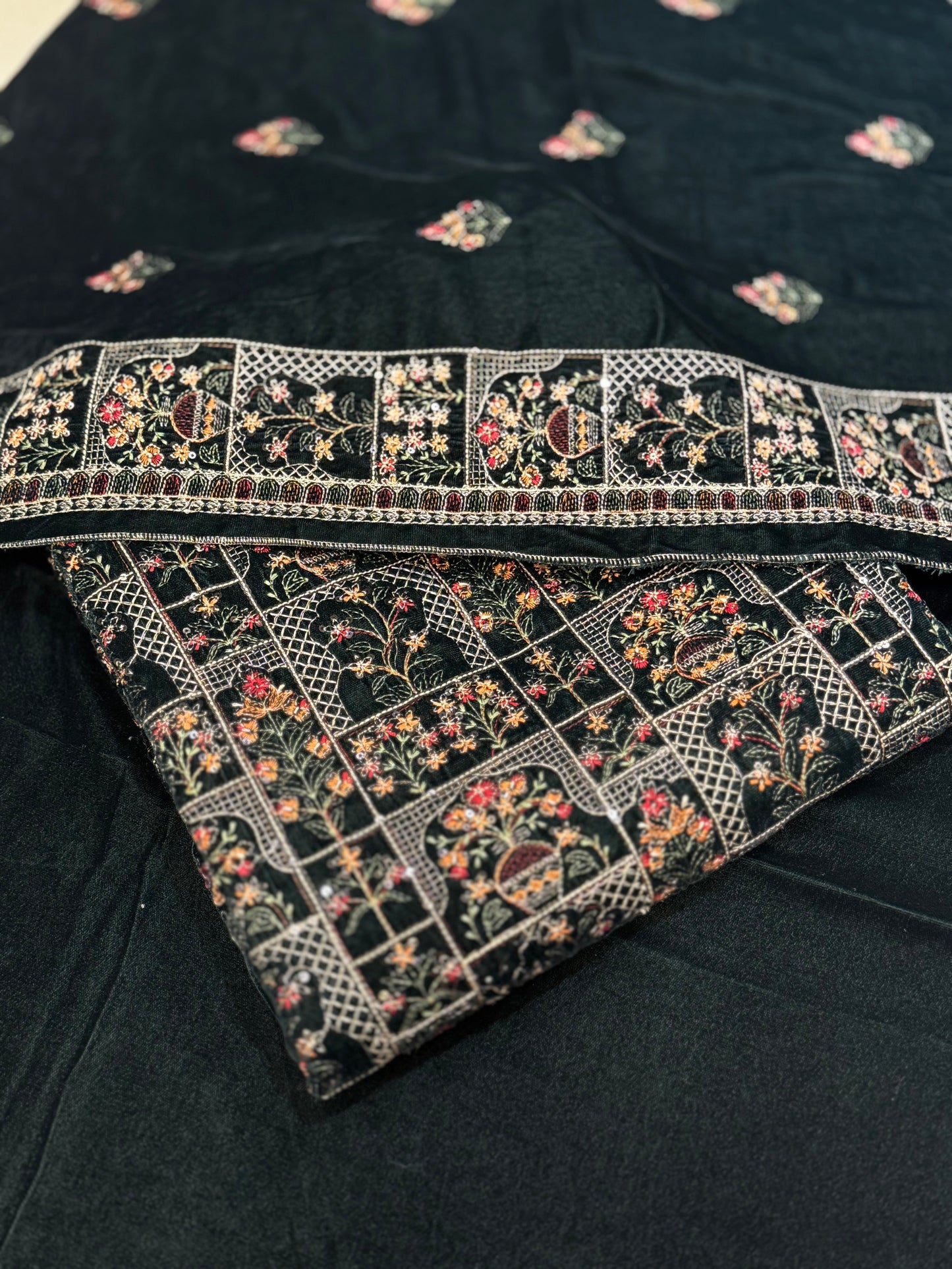 VELVET | Multi BRZ Gulab