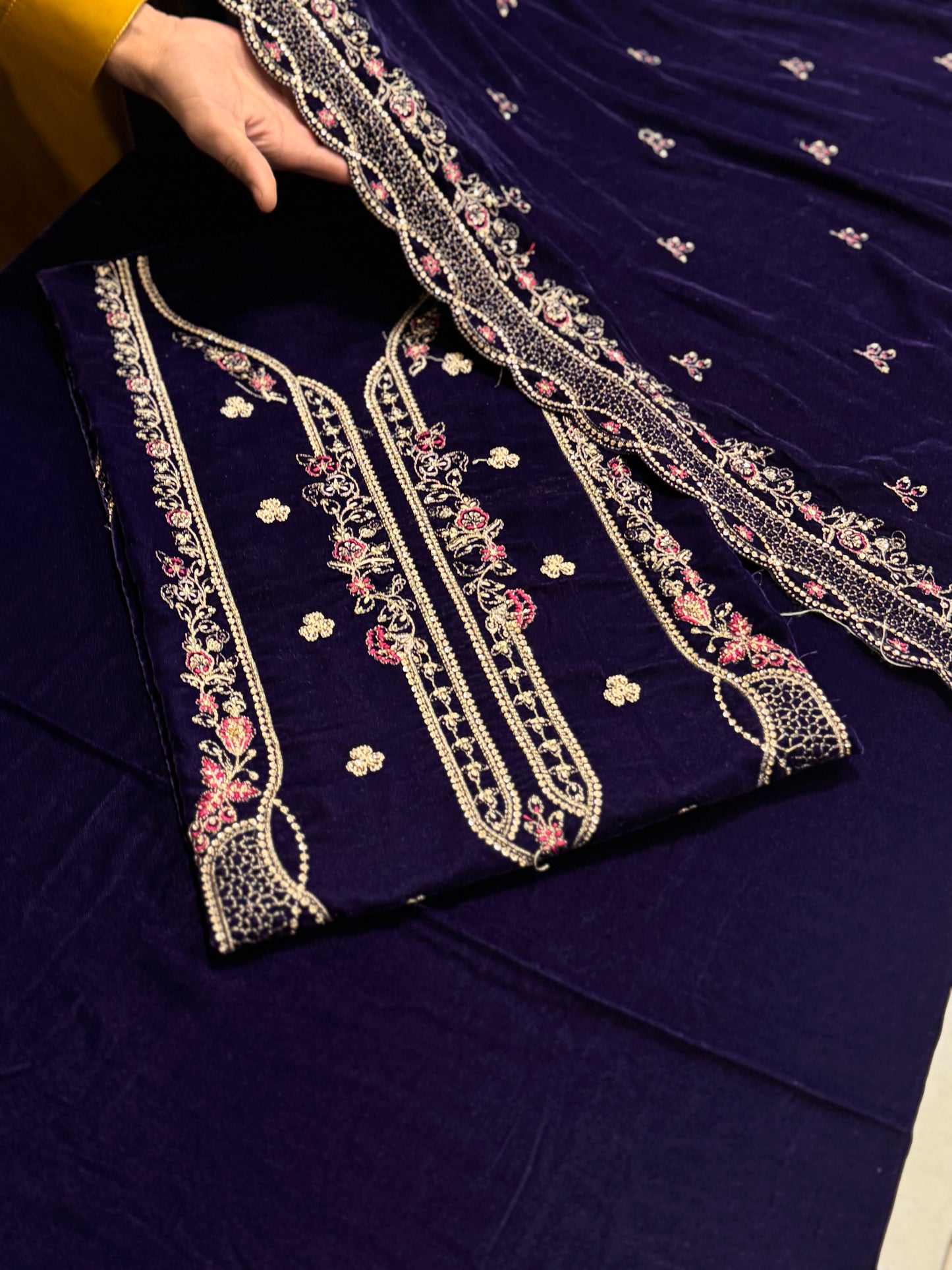 Premium Collection Velvet 3PS | GB 1