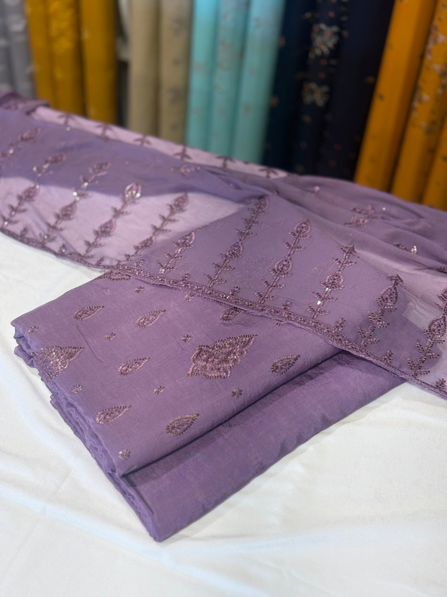 Row Silk 3Ps | Allover Light Buti