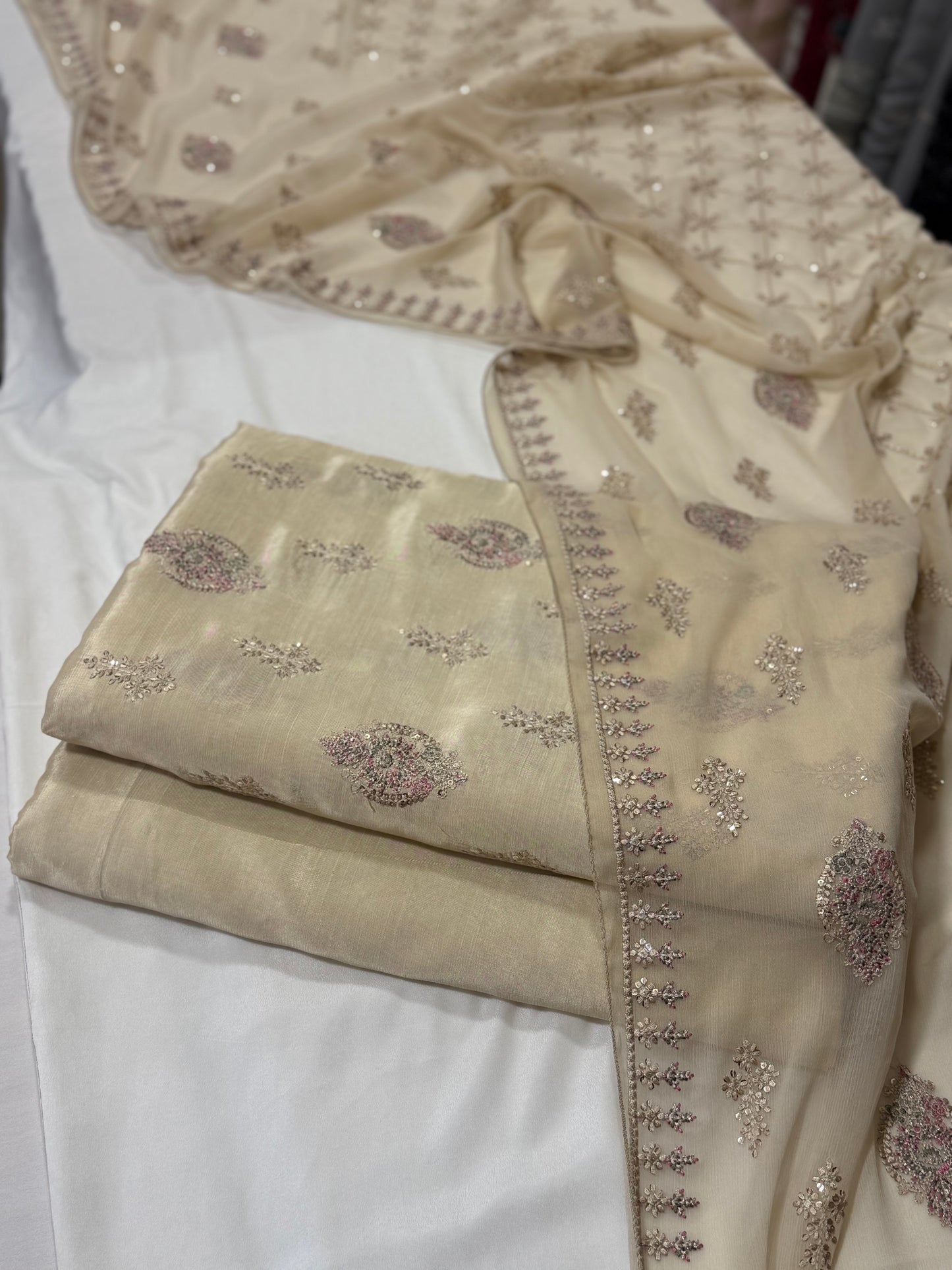 Row Silk 3Ps | Multi Threads